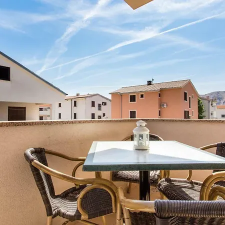 Mira Apartament *